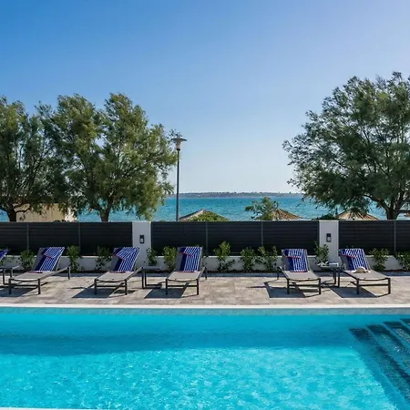 Beautiful Tiara Villa